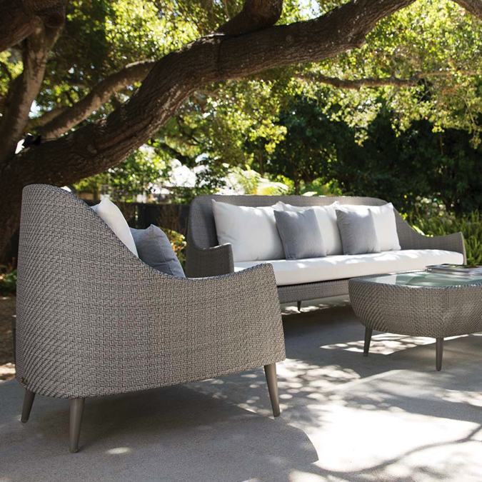 JANUS et Cie brings summer sophistication to your home